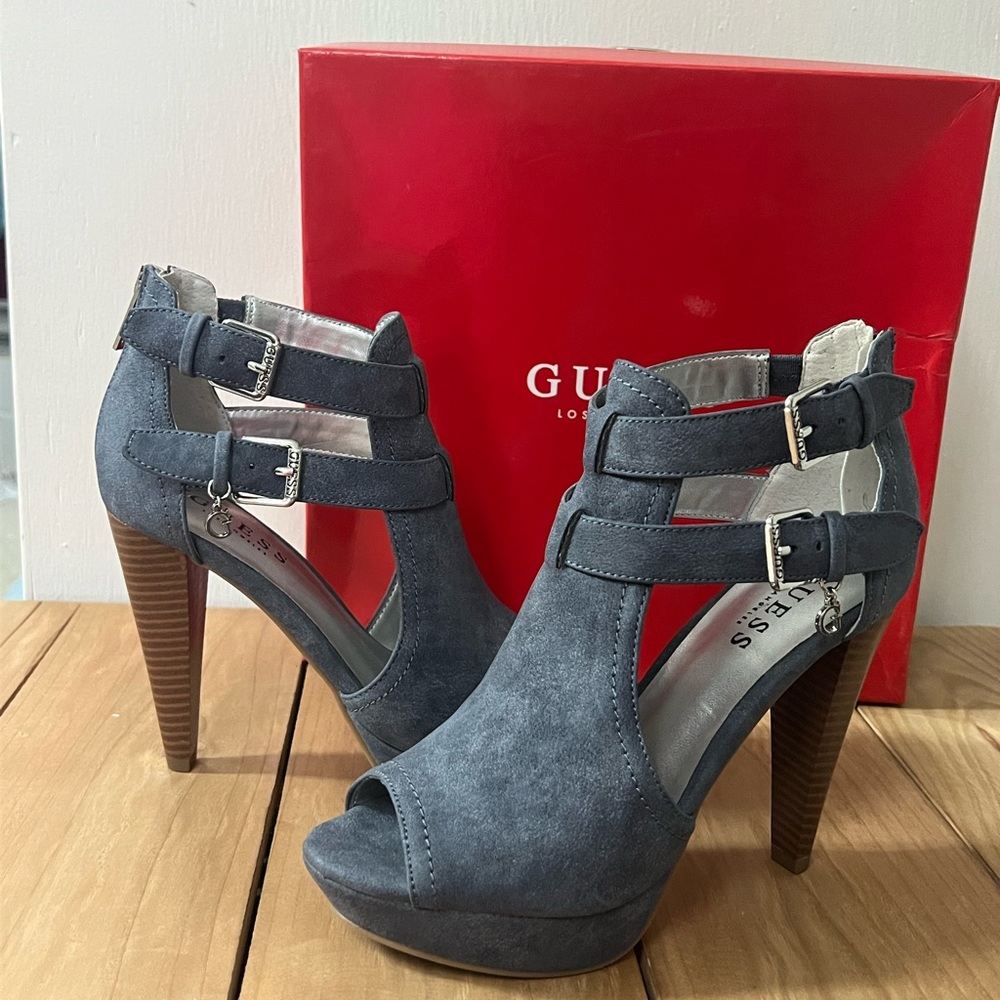 Guess Women's Blue Grey Nikayla heels